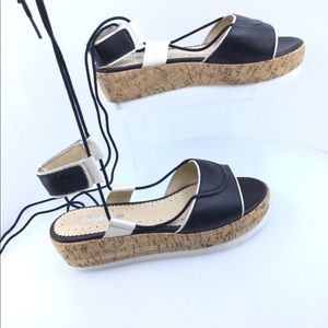Faryl Robin Flatform Sandals, Size 7 shoes Lace up